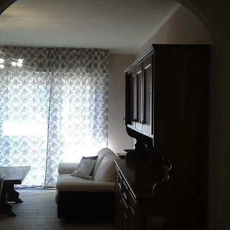 Azalea Apartamento Canazei Quarto foto